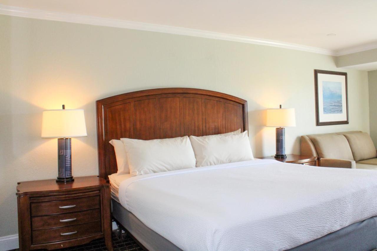 Cape Cod Irish Village - The Emerald Resort Barnstable Exterior photo